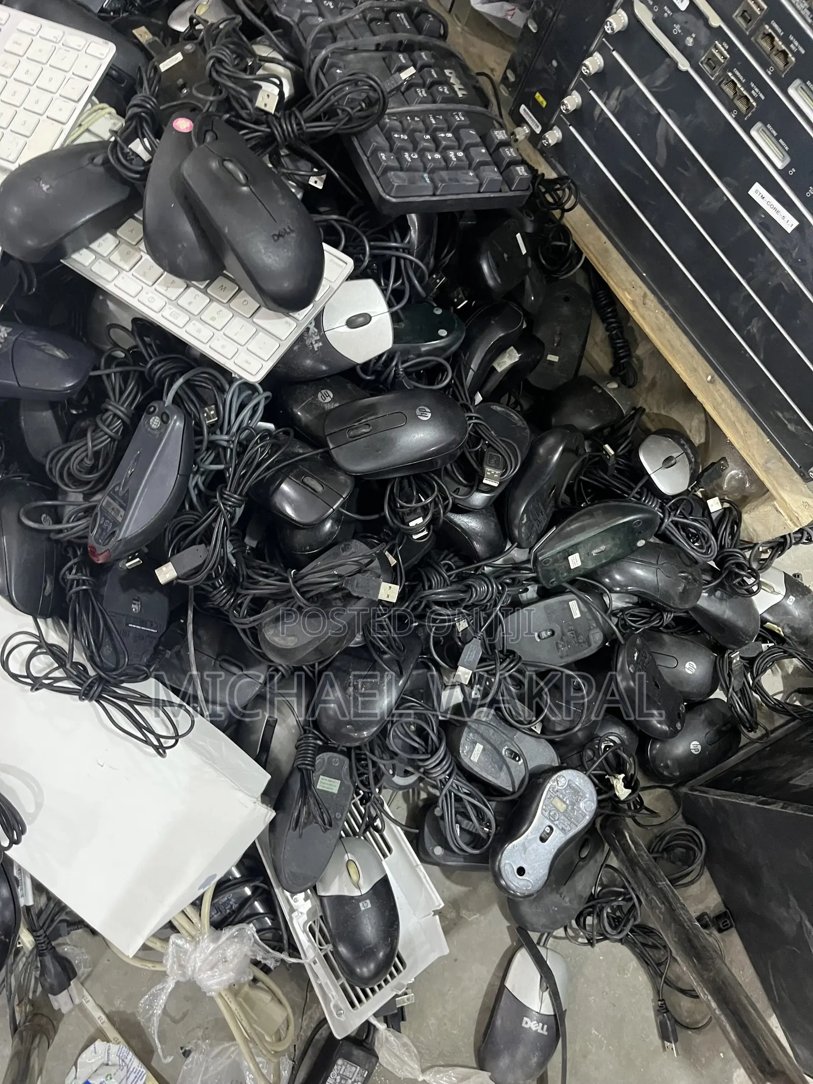 Computer Monitors, Mice and Keyboards for Sale
