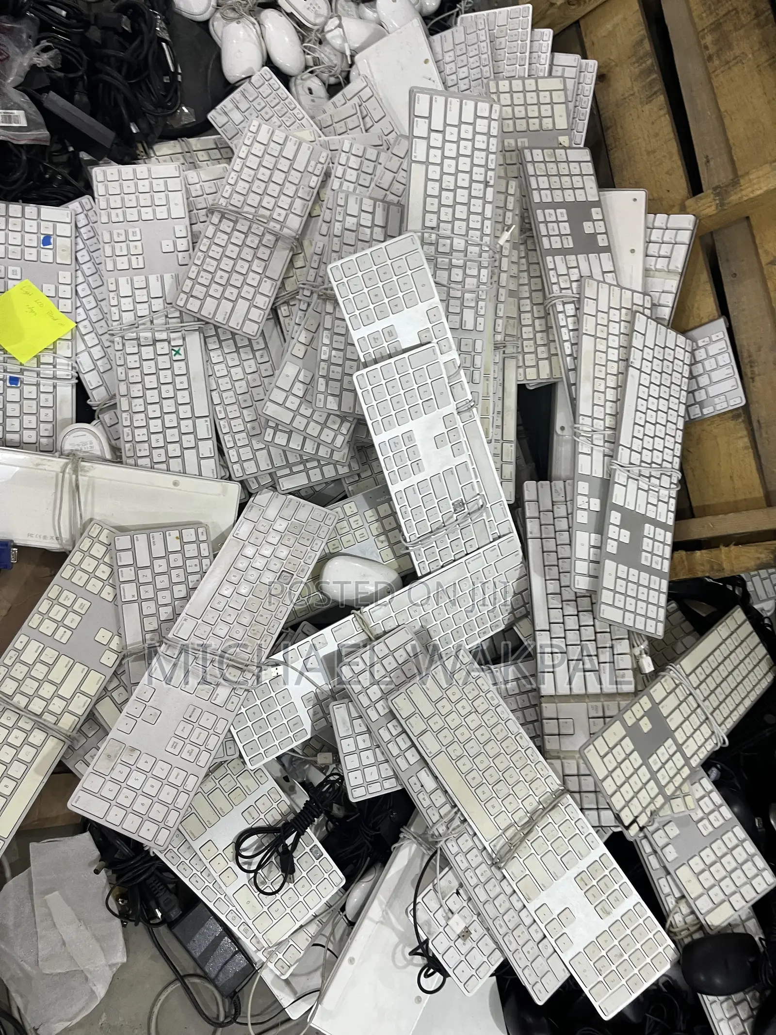 Computer Monitors, Mice and Keyboards for Sale