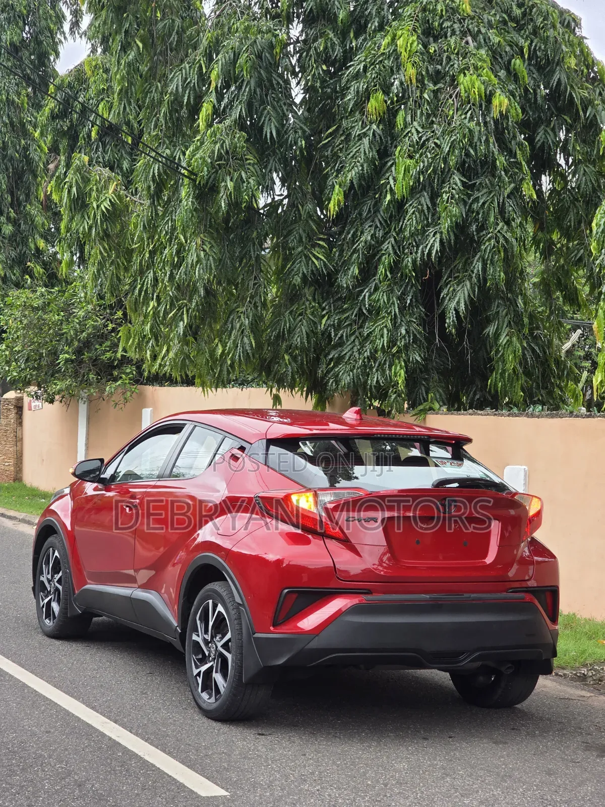 Toyota C-HR XLE 2022 Red