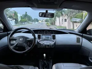 Nissan Primera 2002 Silver