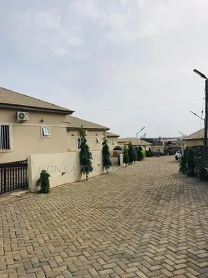 Furnished 3bdrm House in Pillar 2 for sale