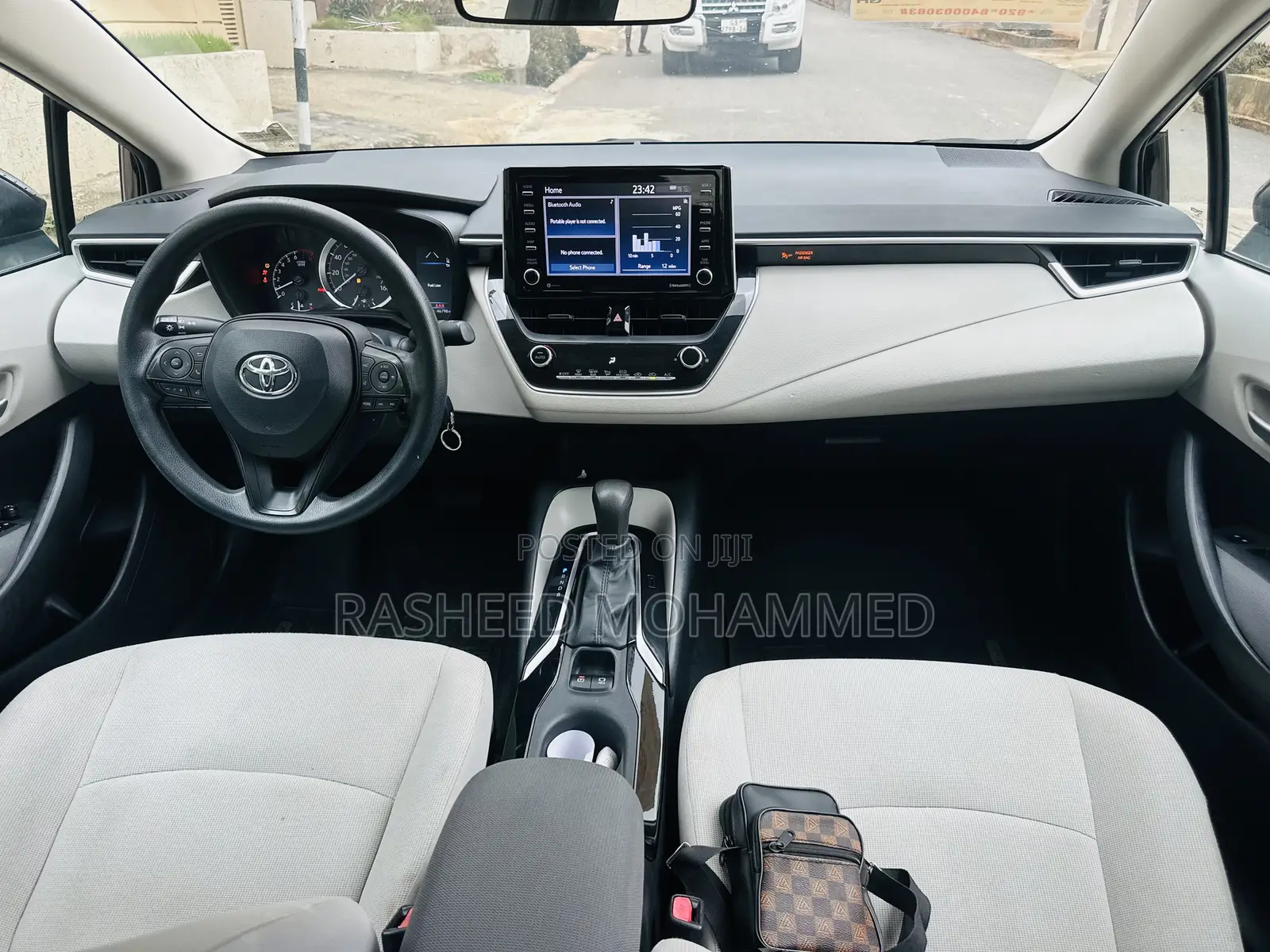 Toyota Corolla LE 2021 Black