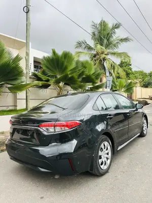 Toyota Corolla LE 2021 Black