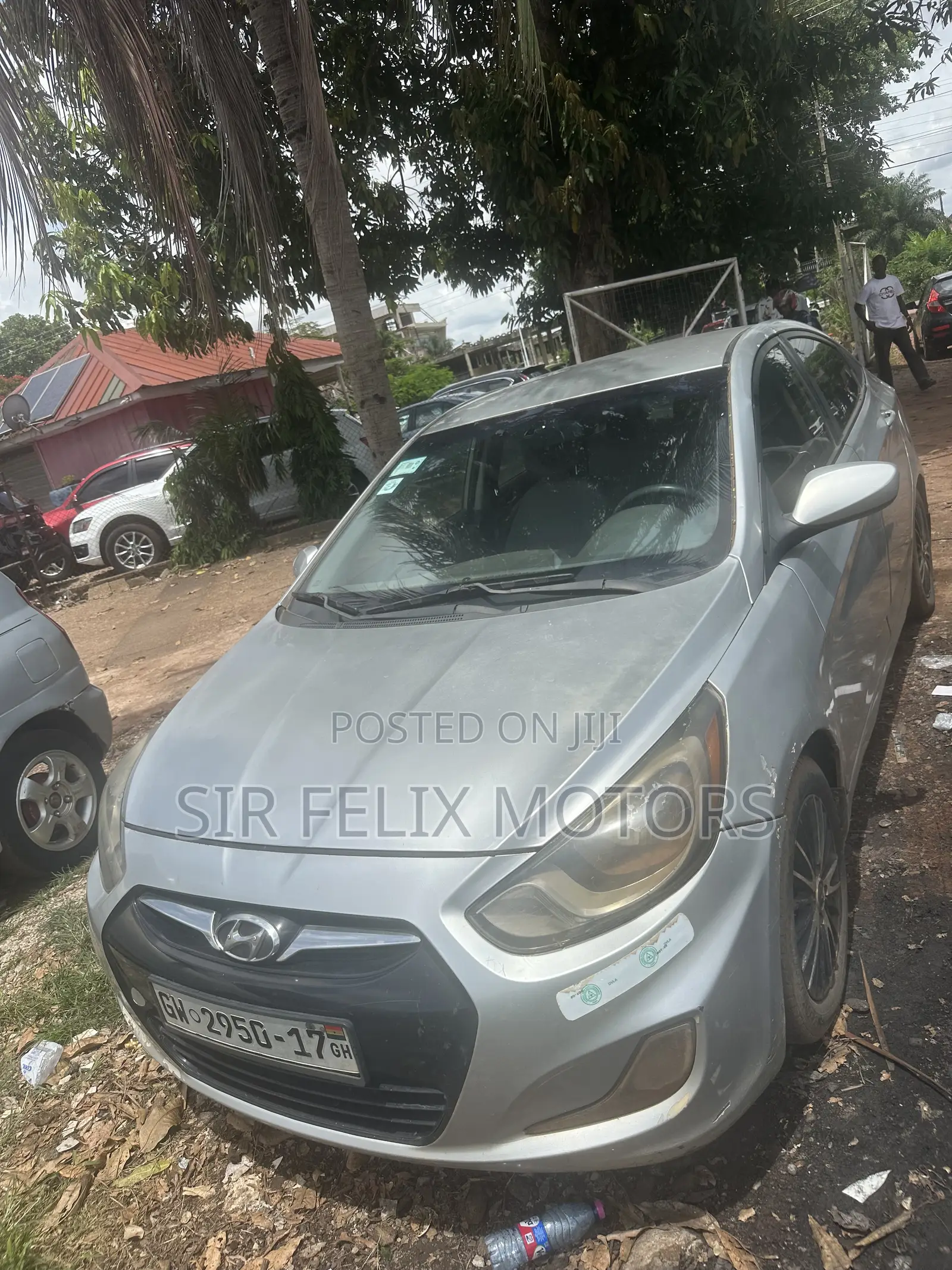 Hyundai Accent SE 2013 Silver