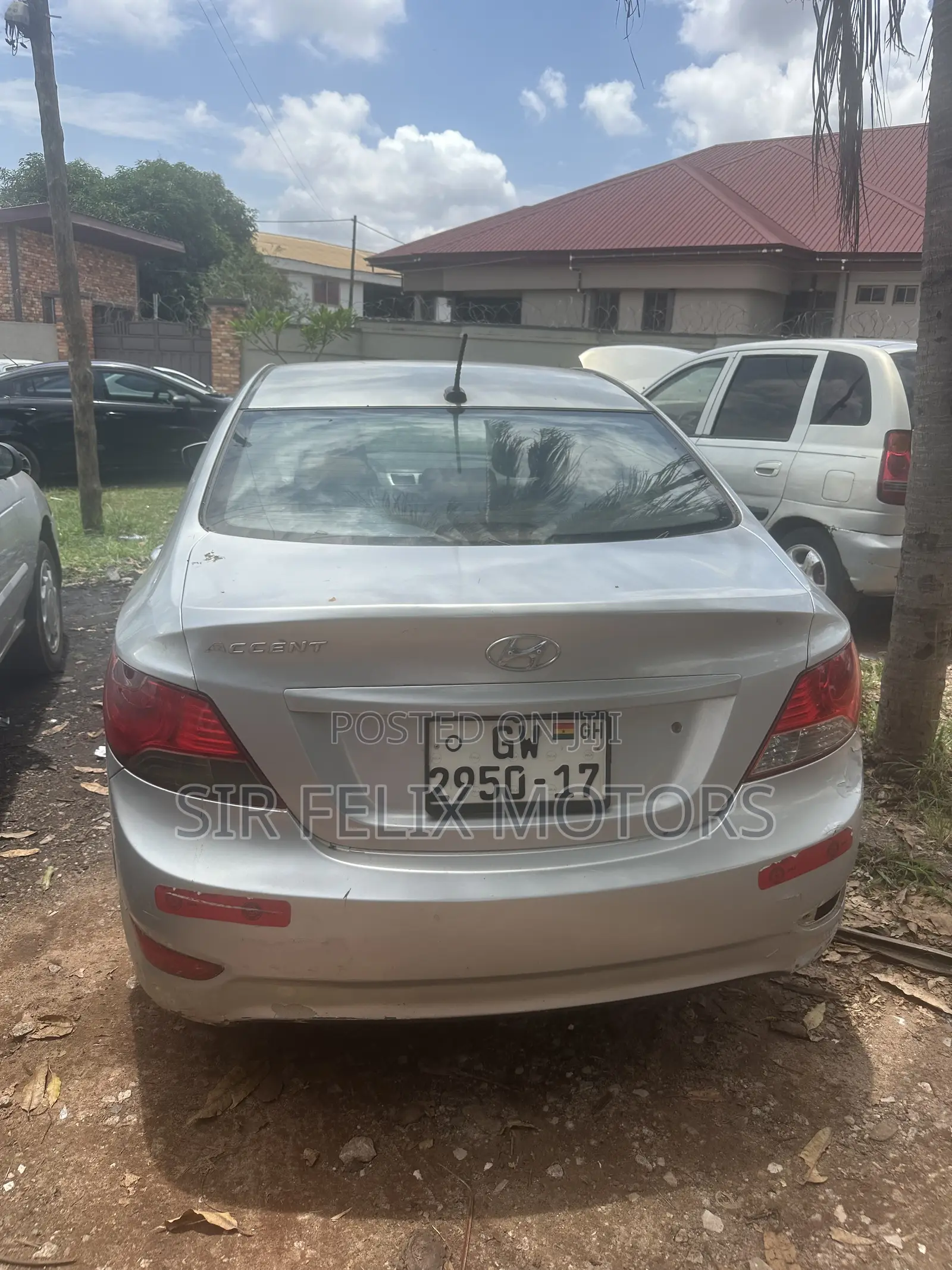 Hyundai Accent SE 2013 Silver