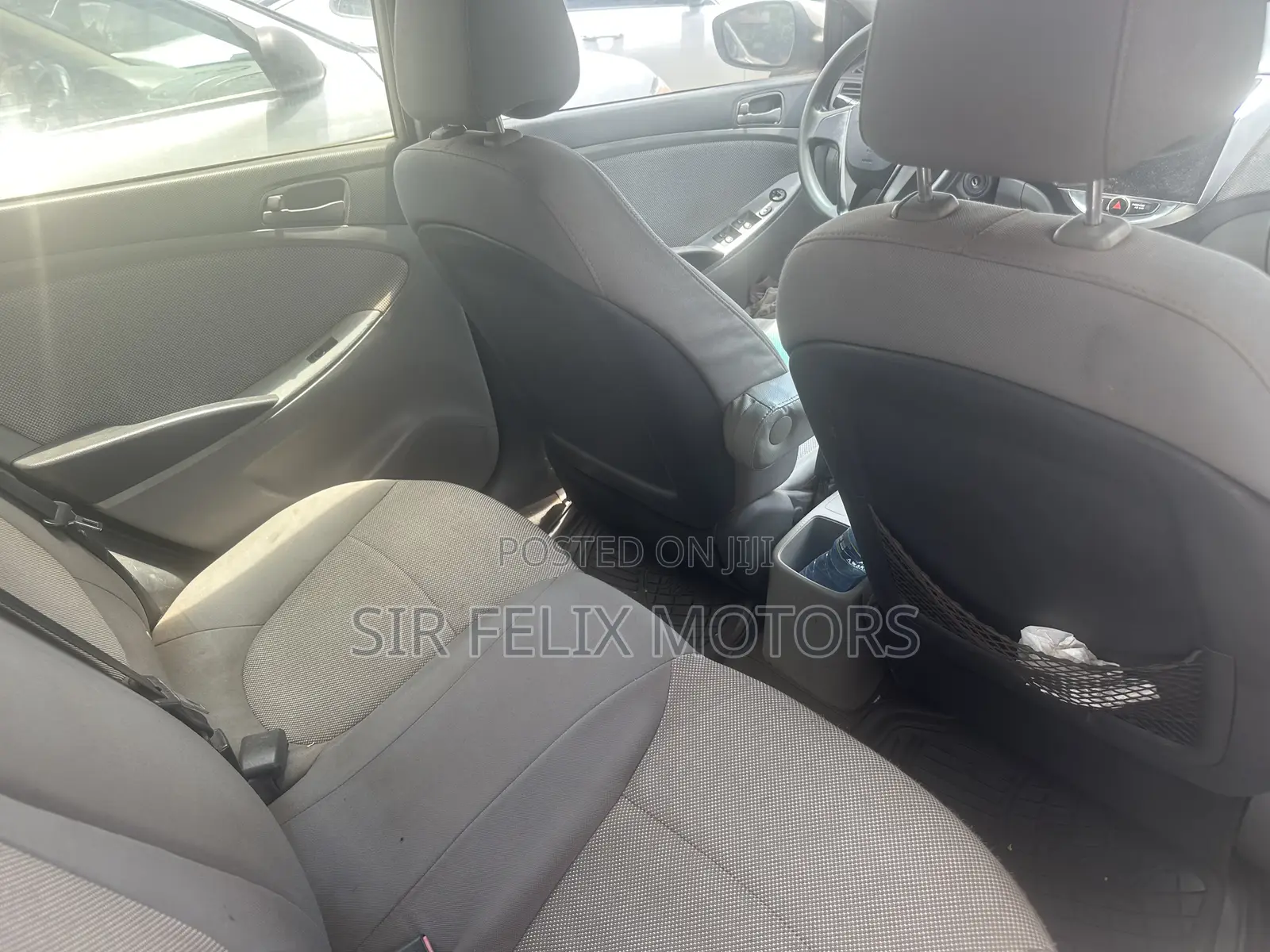 Hyundai Accent SE 2013 Silver