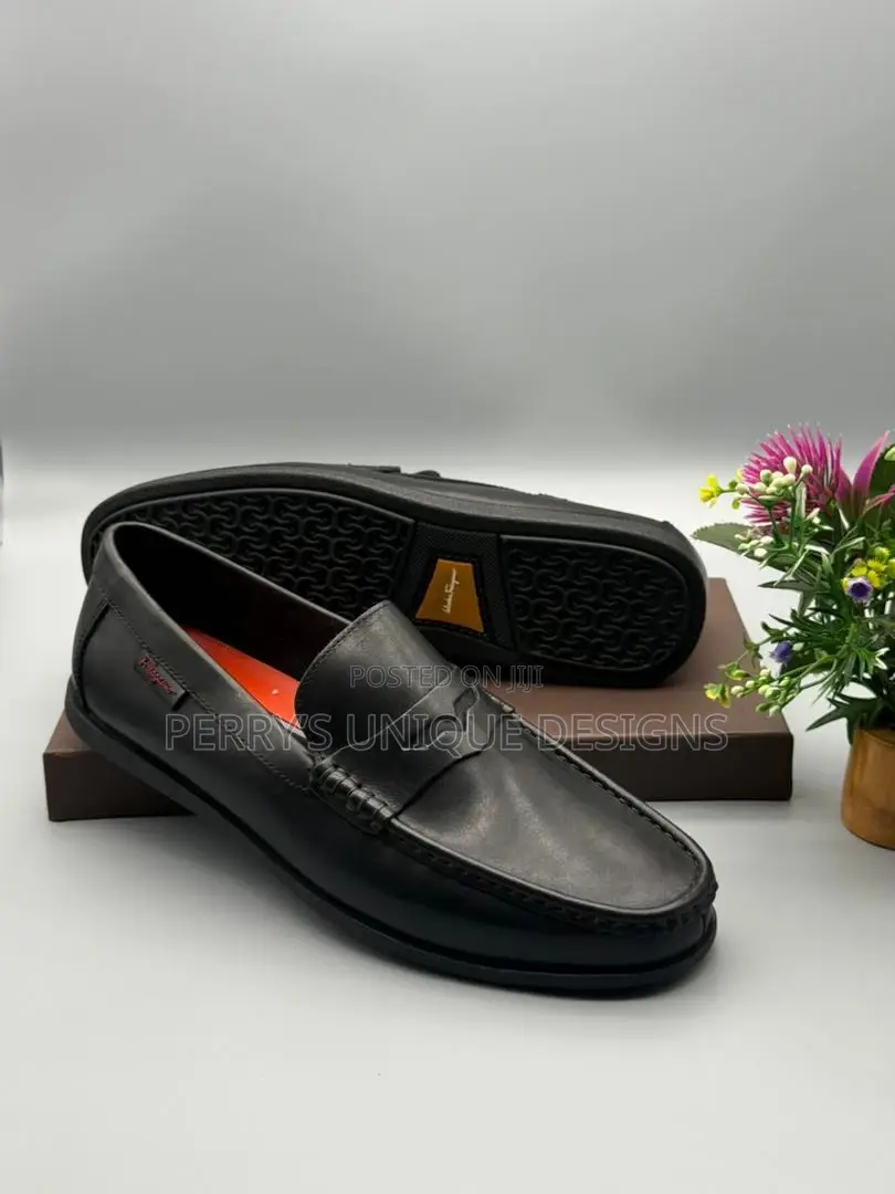Classic Heritage Leather Penny Loafers – Coffee Brown