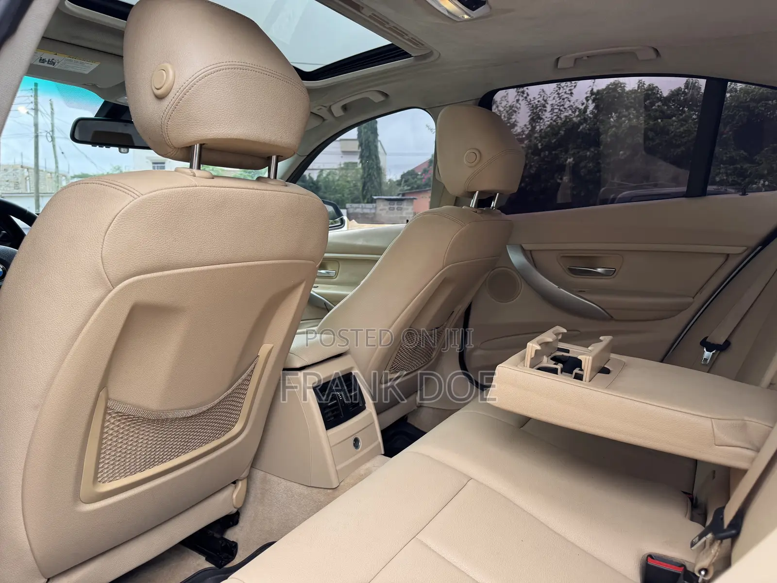 BMW 320i Sedan RWD 2014 Silver