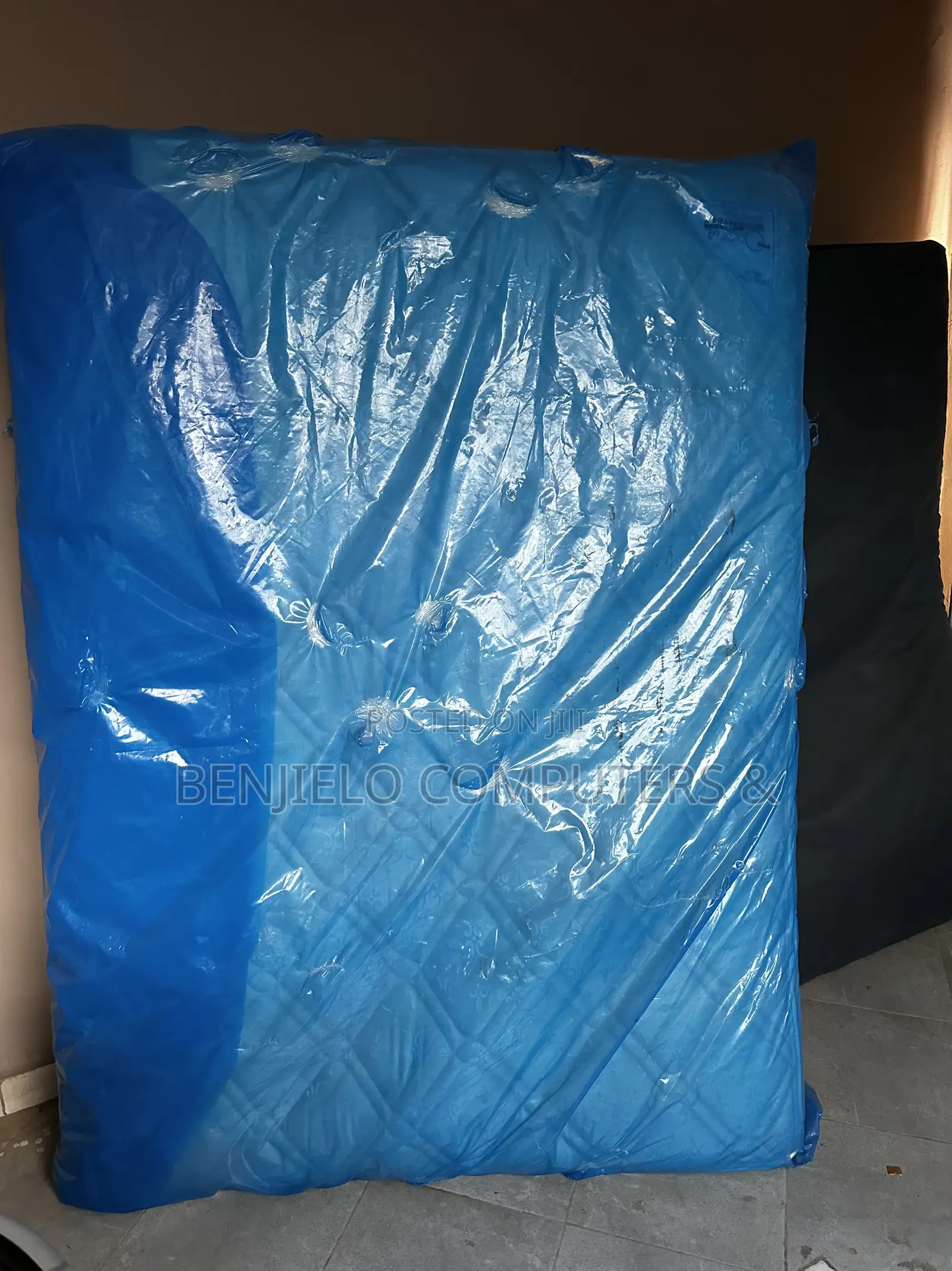 Orthopedic Super-Foam With Hybrid Springs Mattress Queen Size