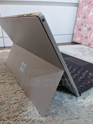 Laptop Microsoft Surface Pro 7+ 8GB Intel Core i5 SSD 256GB