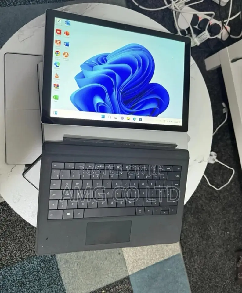 Laptop Microsoft Surface Pro 7+ 8GB Intel Core i5 SSD 256GB