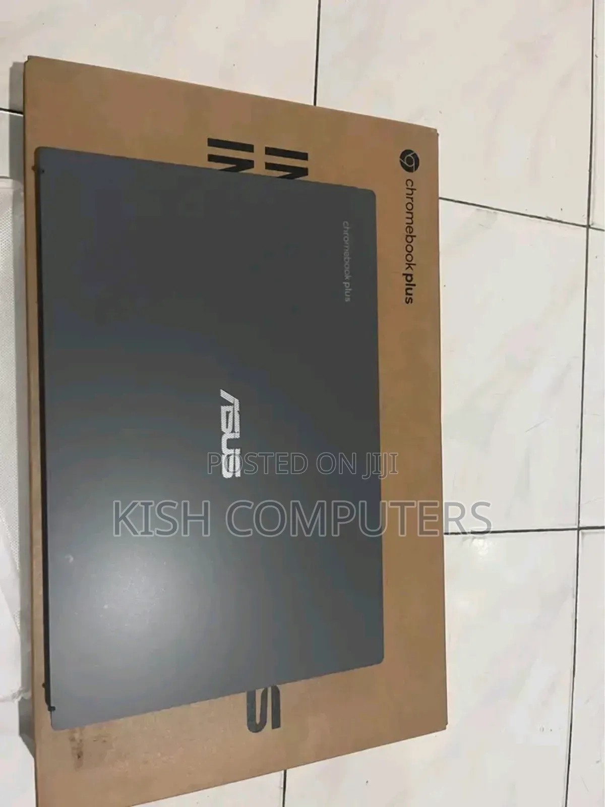 New Laptop Asus Chromebook Flip C100PA 8GB Intel Core i3 SSD 128GB