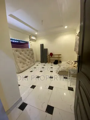 3bdrm House in Dki Properties, Lake Side Estate for rent