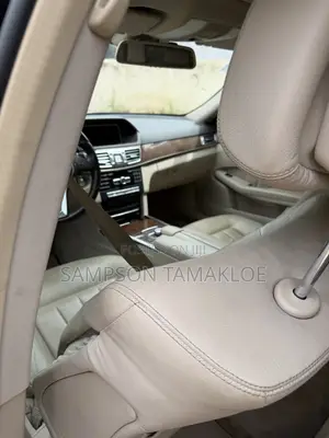Mercedes-Benz E350 Base 4Matic Sedan AWD (3.5L 6cyl 7A) 2014 Black