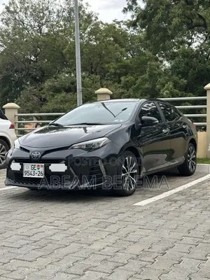 Toyota Corolla SE 4dr Sedan (1.8L 4cyl Manual) 2017 Black