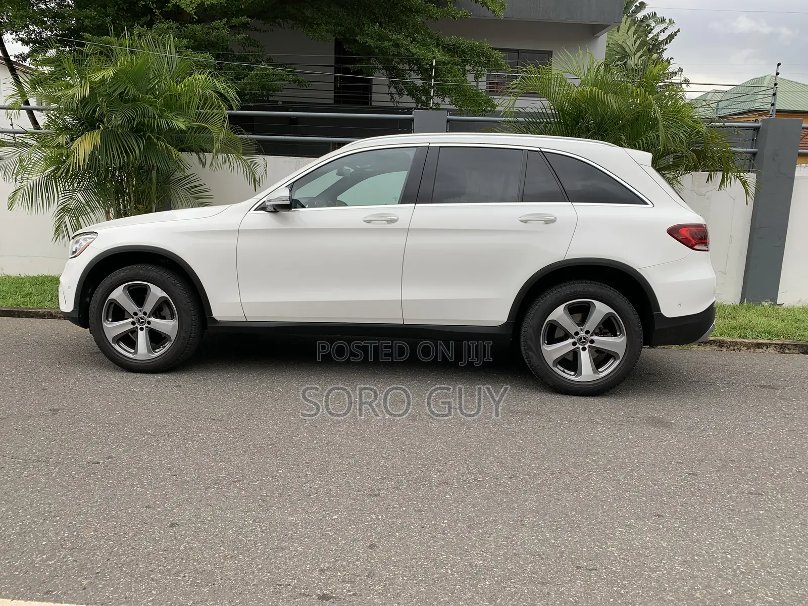 Mercedes-Benz GLC-Class 2022 White