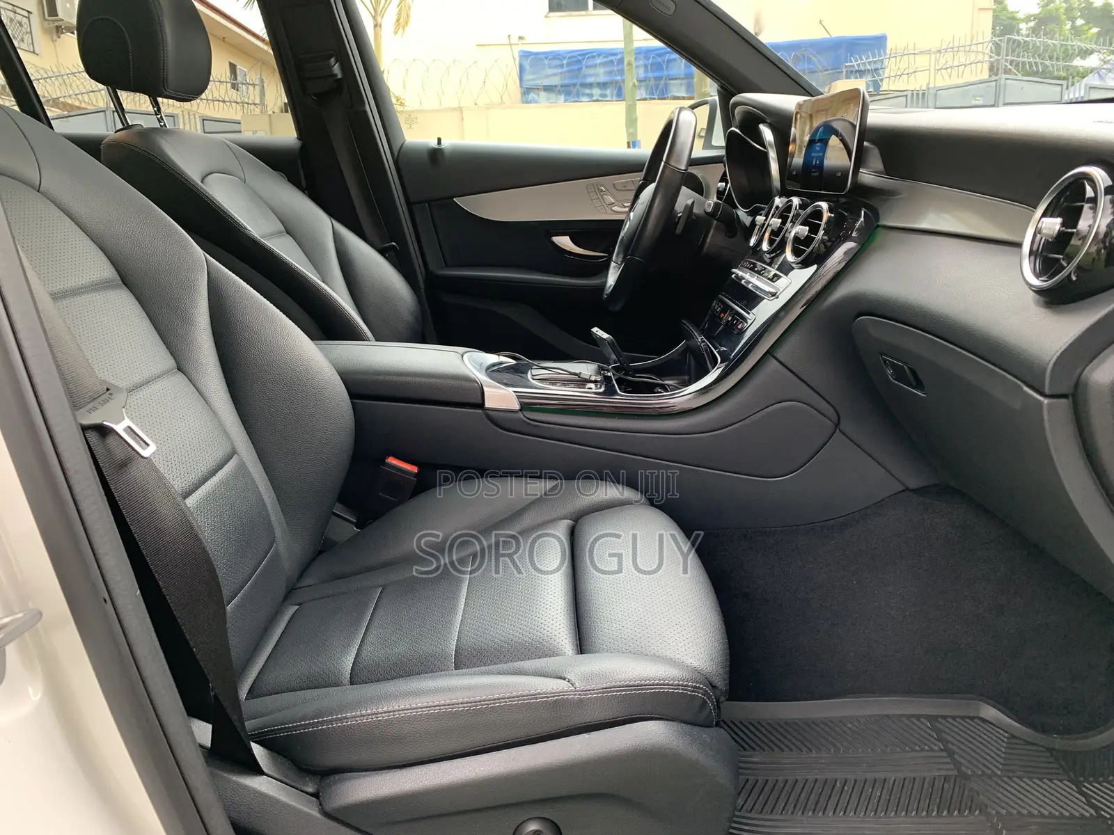 Mercedes-Benz GLC-Class 2022 White