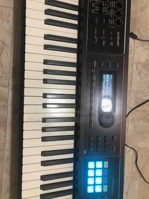 Roland Juno-Ds88 Synthesizer – Clean Powerful