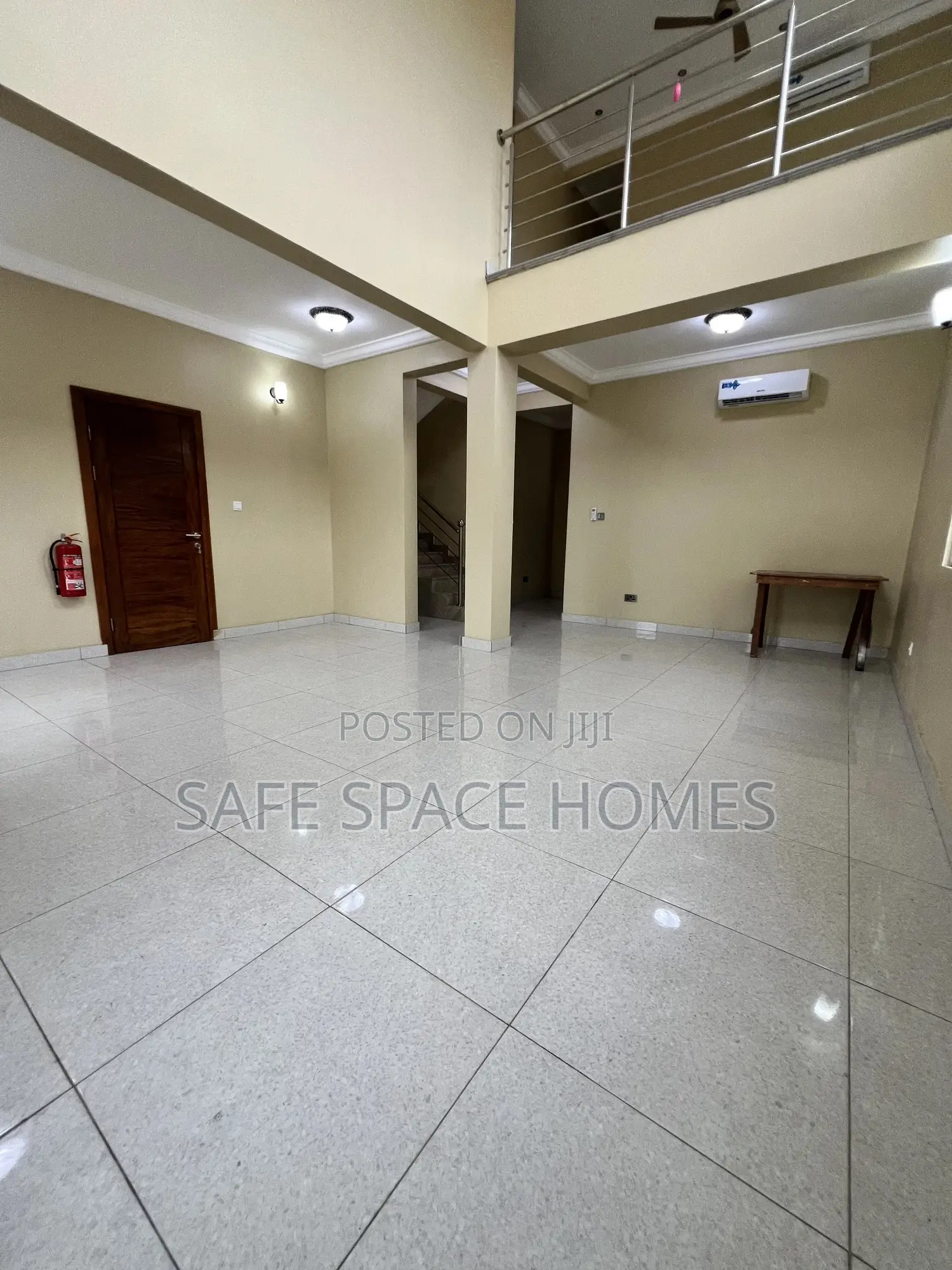4bdrm Duplex in Burma Camp for rent