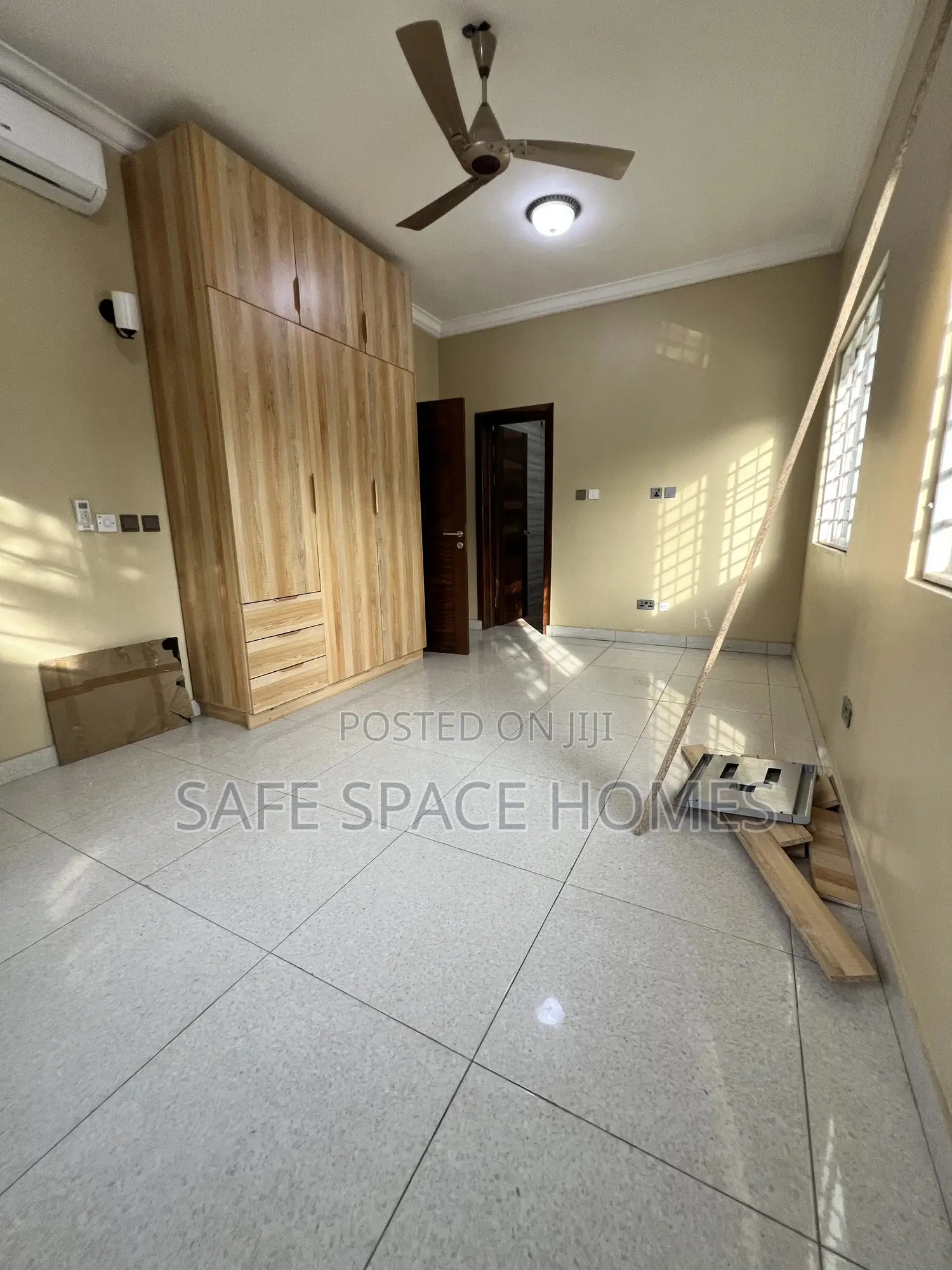 4bdrm Duplex in Burma Camp for rent