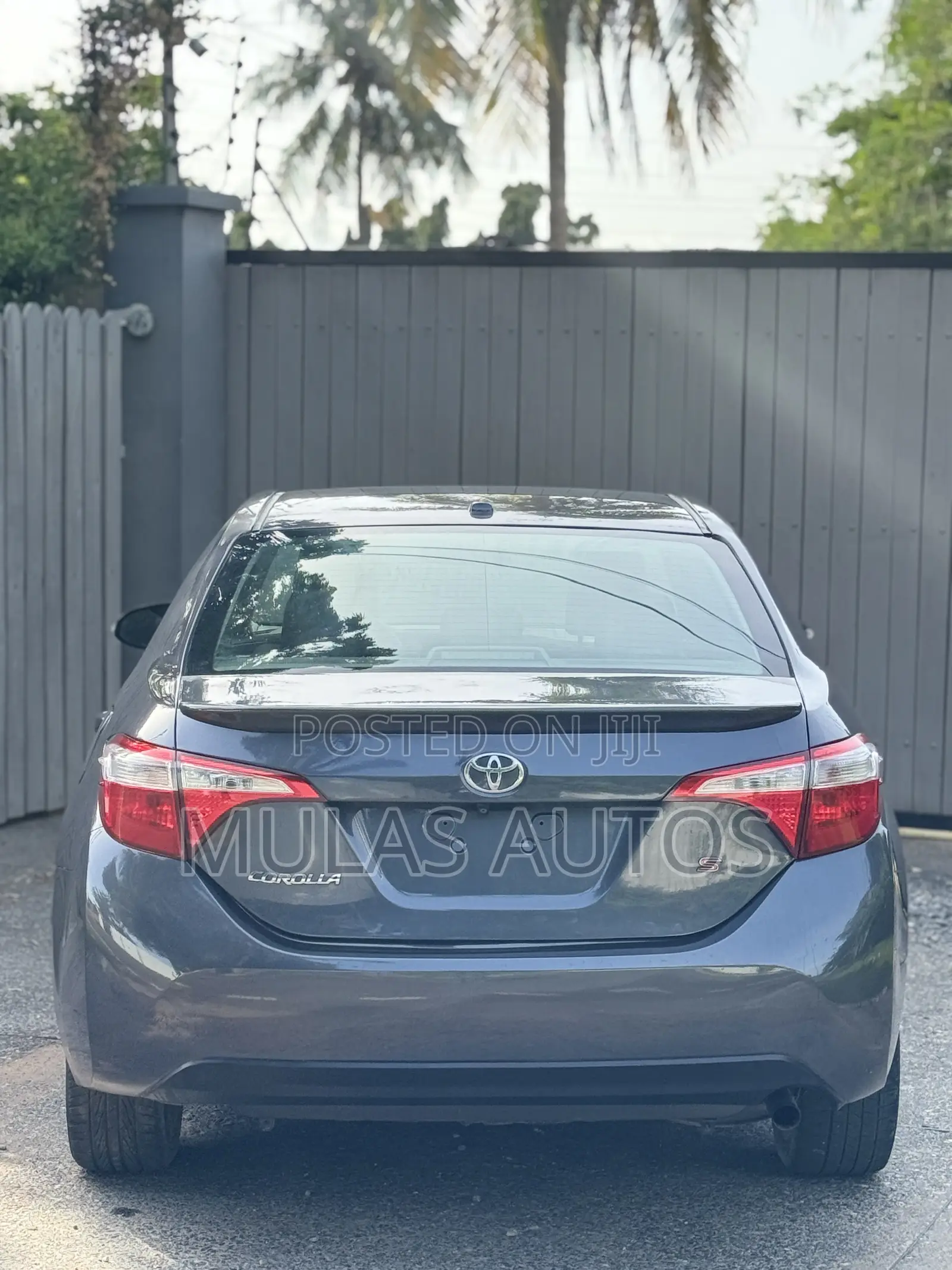 Toyota Corolla S 4dr Sedan (1.8L 4cyl CVT) 2016 Gray