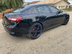 Maserati Ghibli S GranLusso RWD 2019 Black