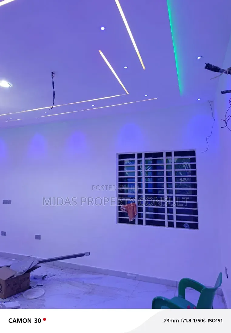 4bdrm House in Katamanso, Amrahia for sale
