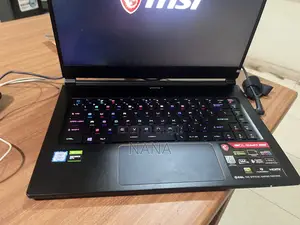 Laptop MSI 16GB Intel Core i7 SSD 512GB