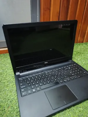 Laptop Dell Inspiron 15 5566 8GB Intel Core i7 SSD 256GB