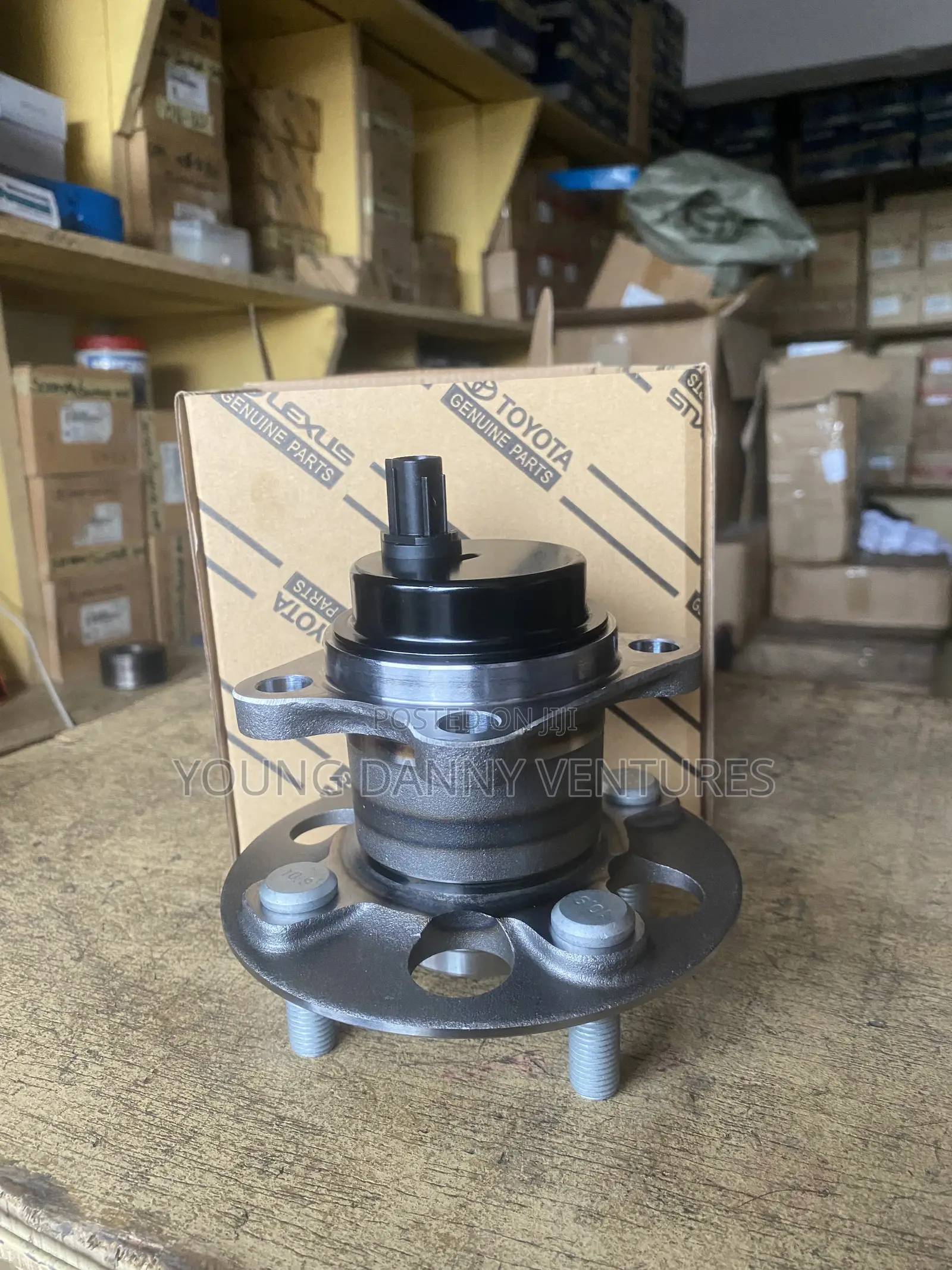 Toyota Yaris/ Toyota Vitzx4 Back Hub and Bearing