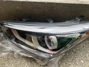 Hyundai Santafe 2018 Headlight Tyc