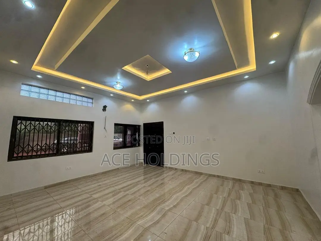 2bdrm Apartment in East Legon, American House for rent