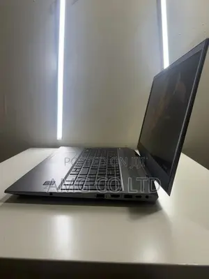 Laptop HP ZBook 15 G5 16GB Intel Core i7 HDD+SSD 512GB