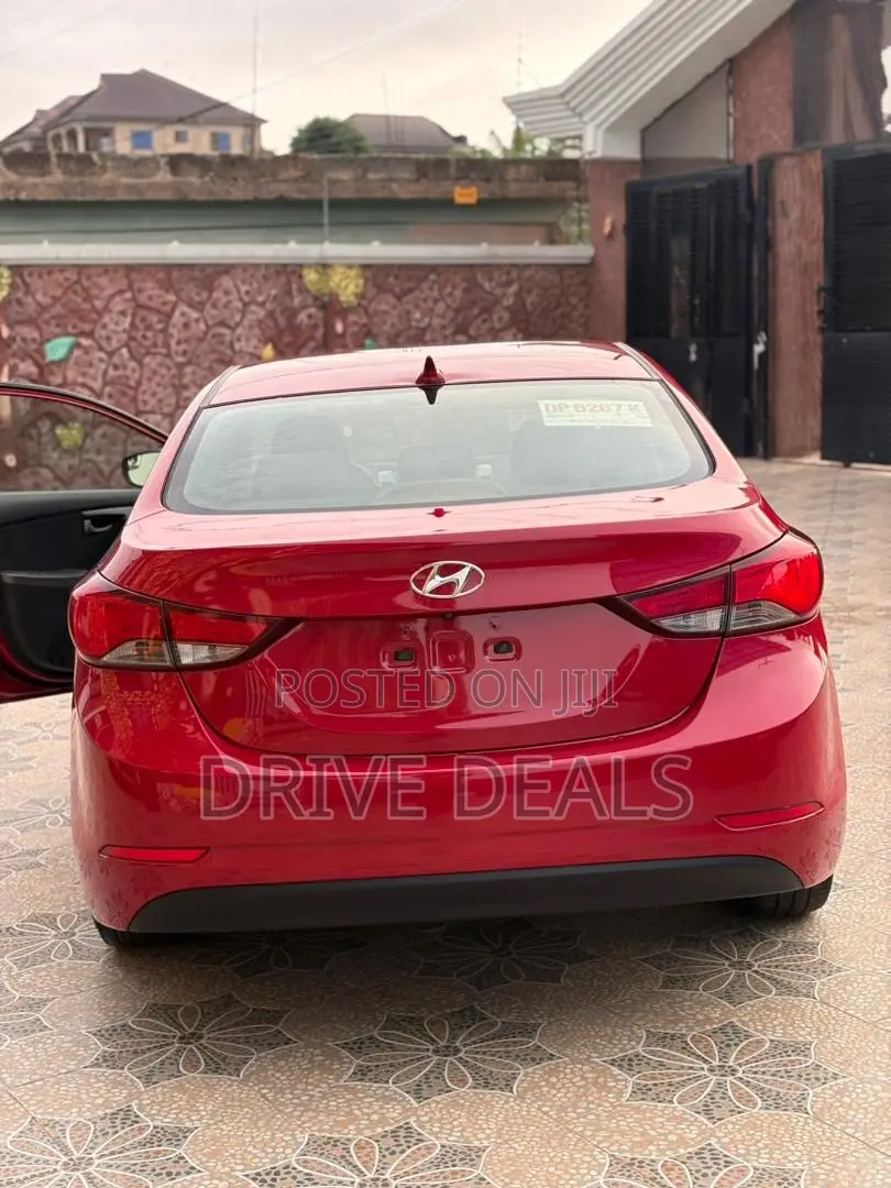 Hyundai Elantra SE 4dr Sedan (1.8L 4cyl 6A) 2015 Red