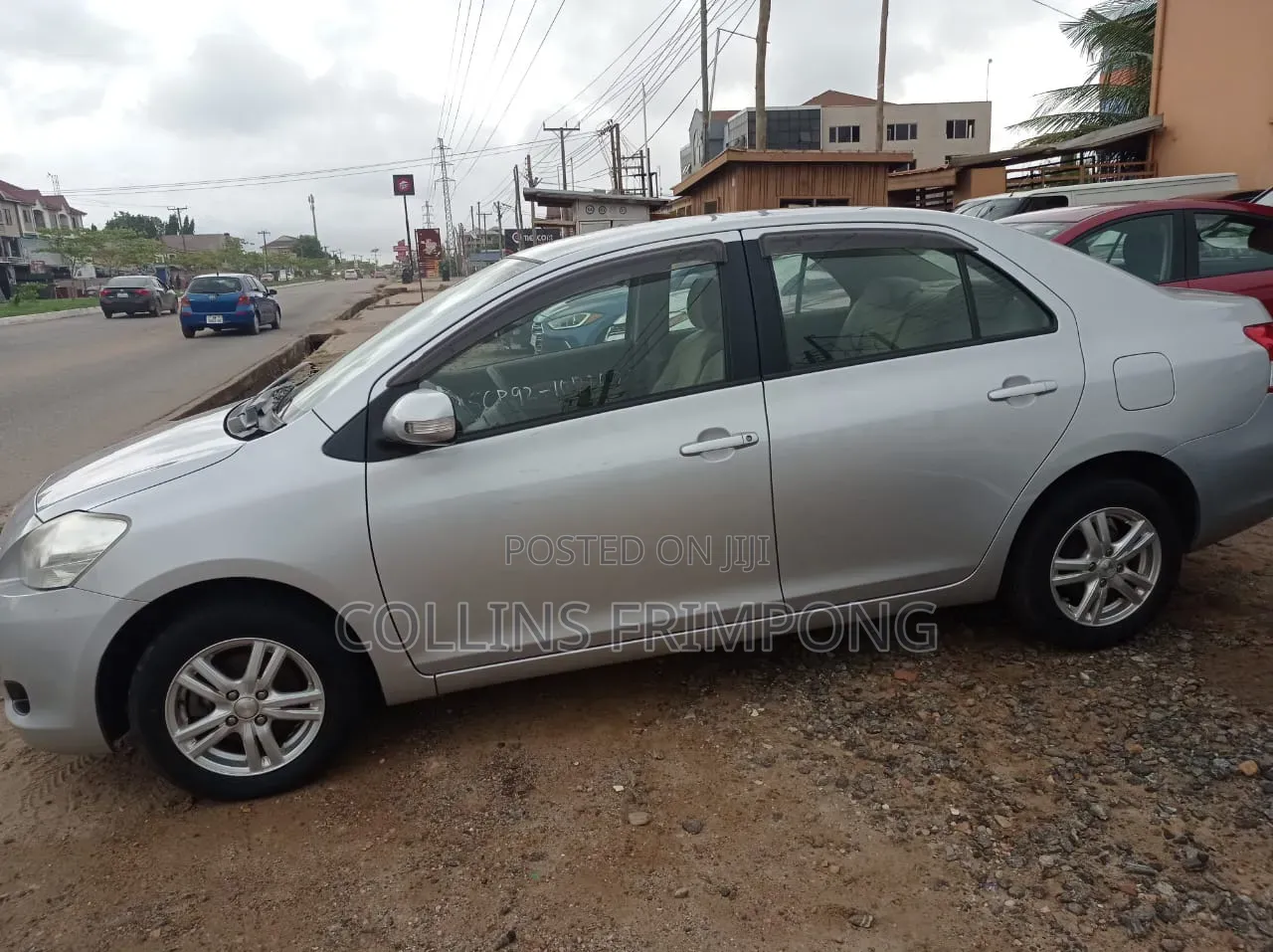 Toyota Belta 2011 Silver