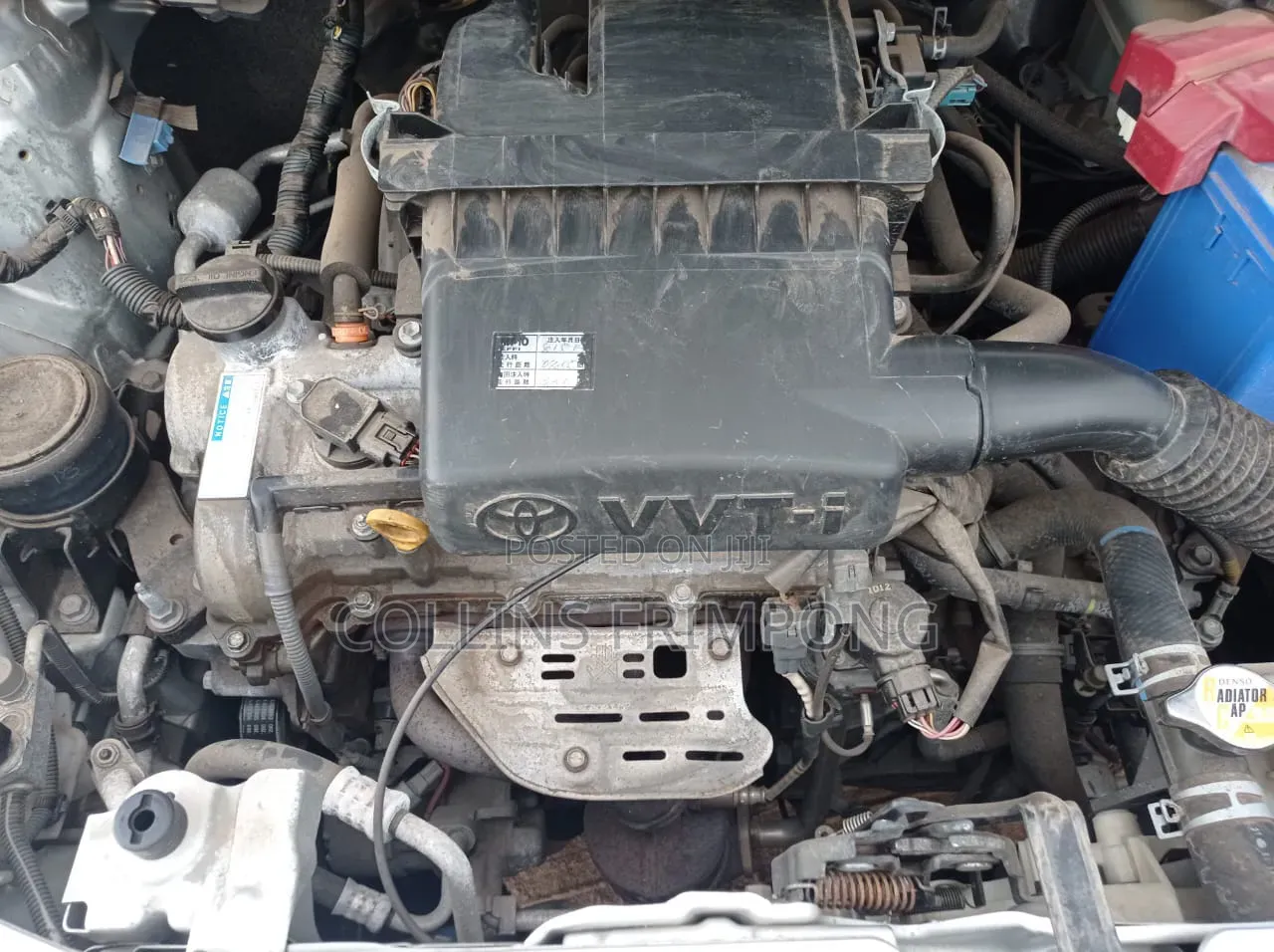 Toyota Belta 2011 Silver