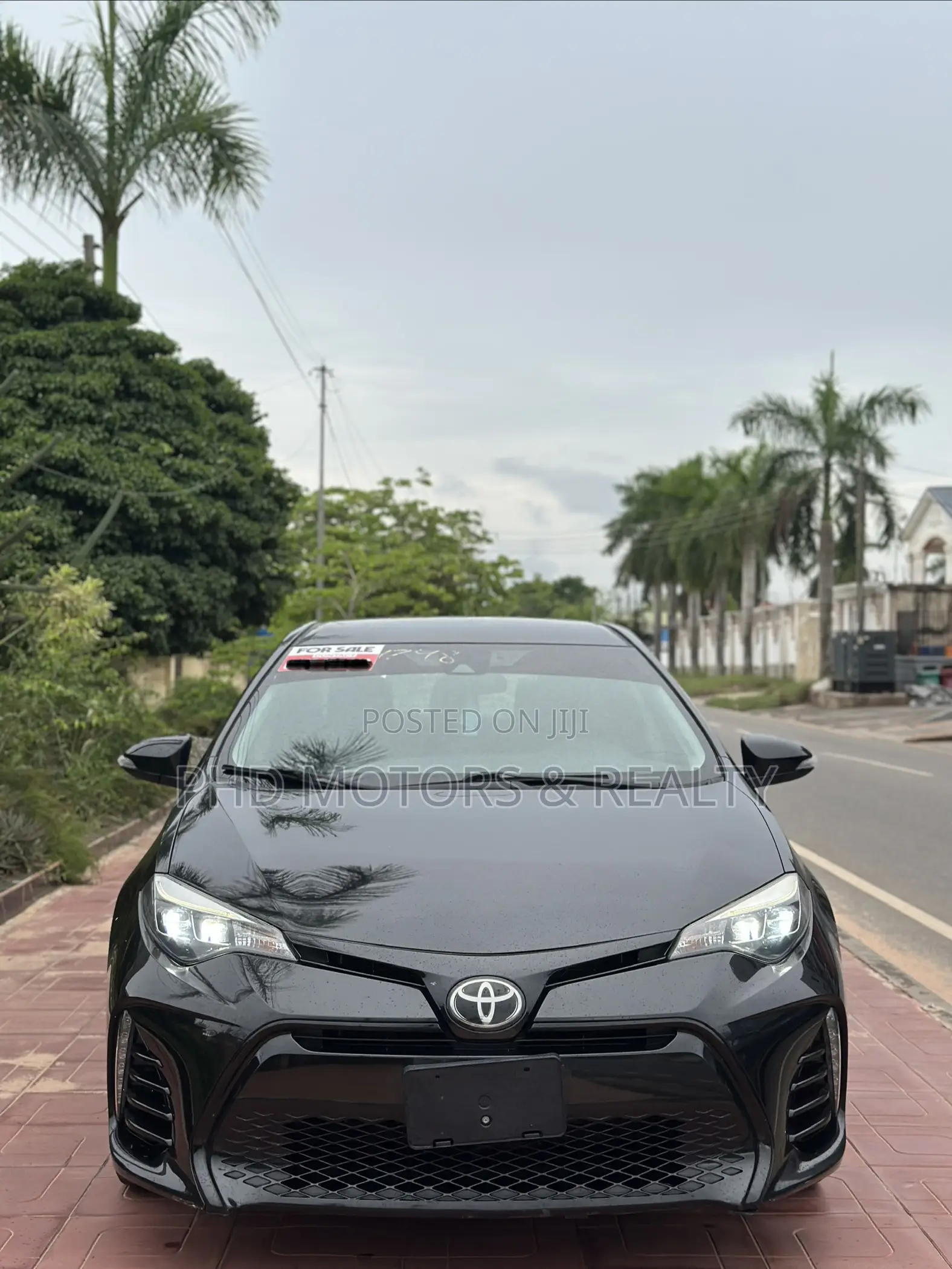 Toyota Corolla SE (1.8L 4cyl 2A) 2018 Black