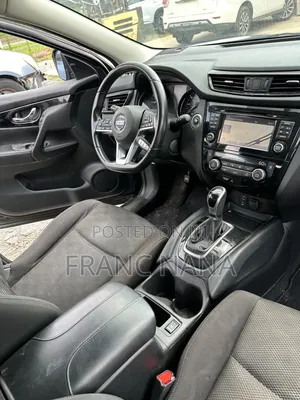 Nissan Rogue SV FWD 2017 Black