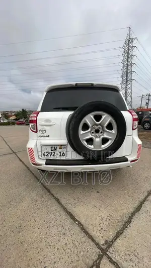Toyota RAV4 2.5 4x4 2012 Off white