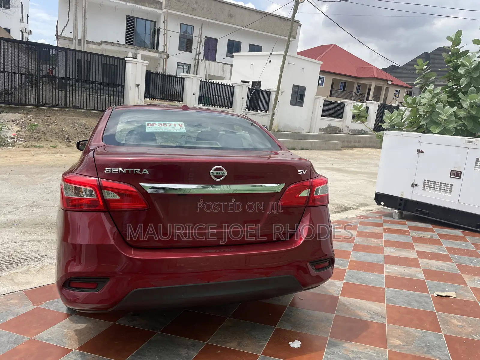 Nissan Sentra 2018 Red