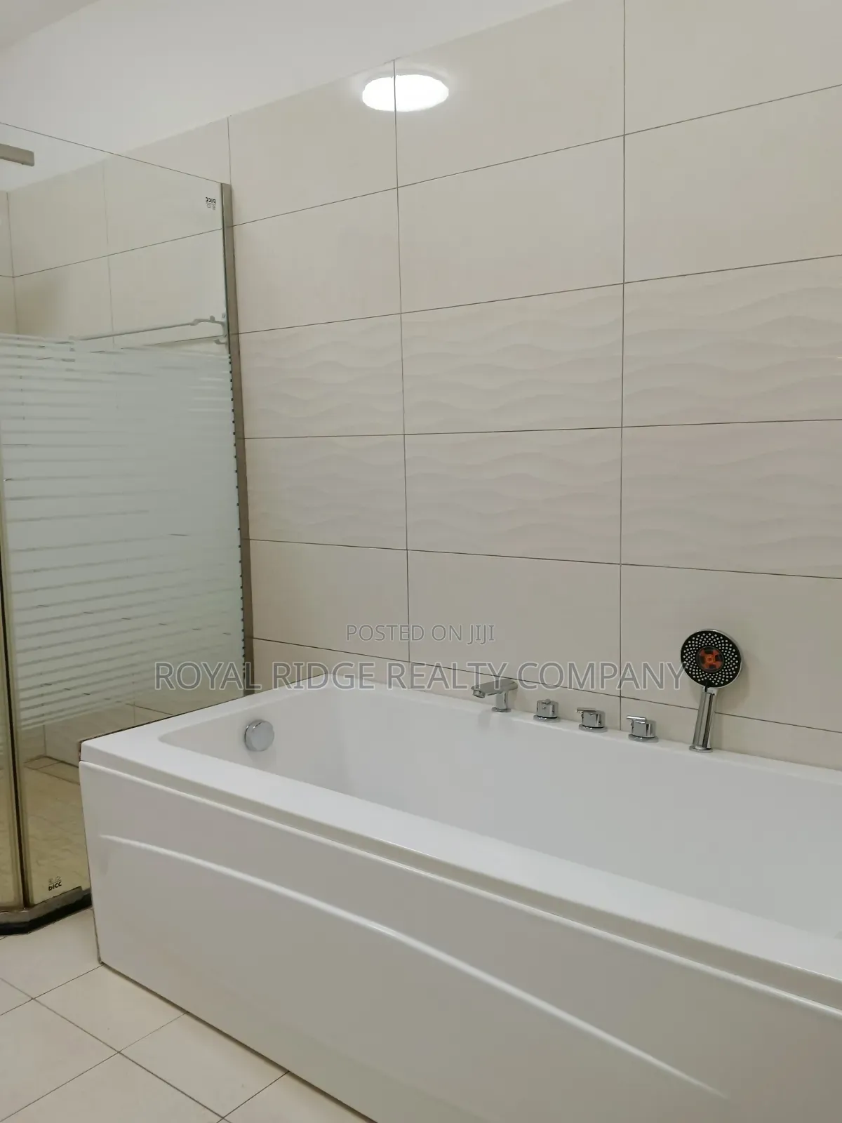 4bdrm House in Burma Hills Close To, Accra Metropolitan for rent