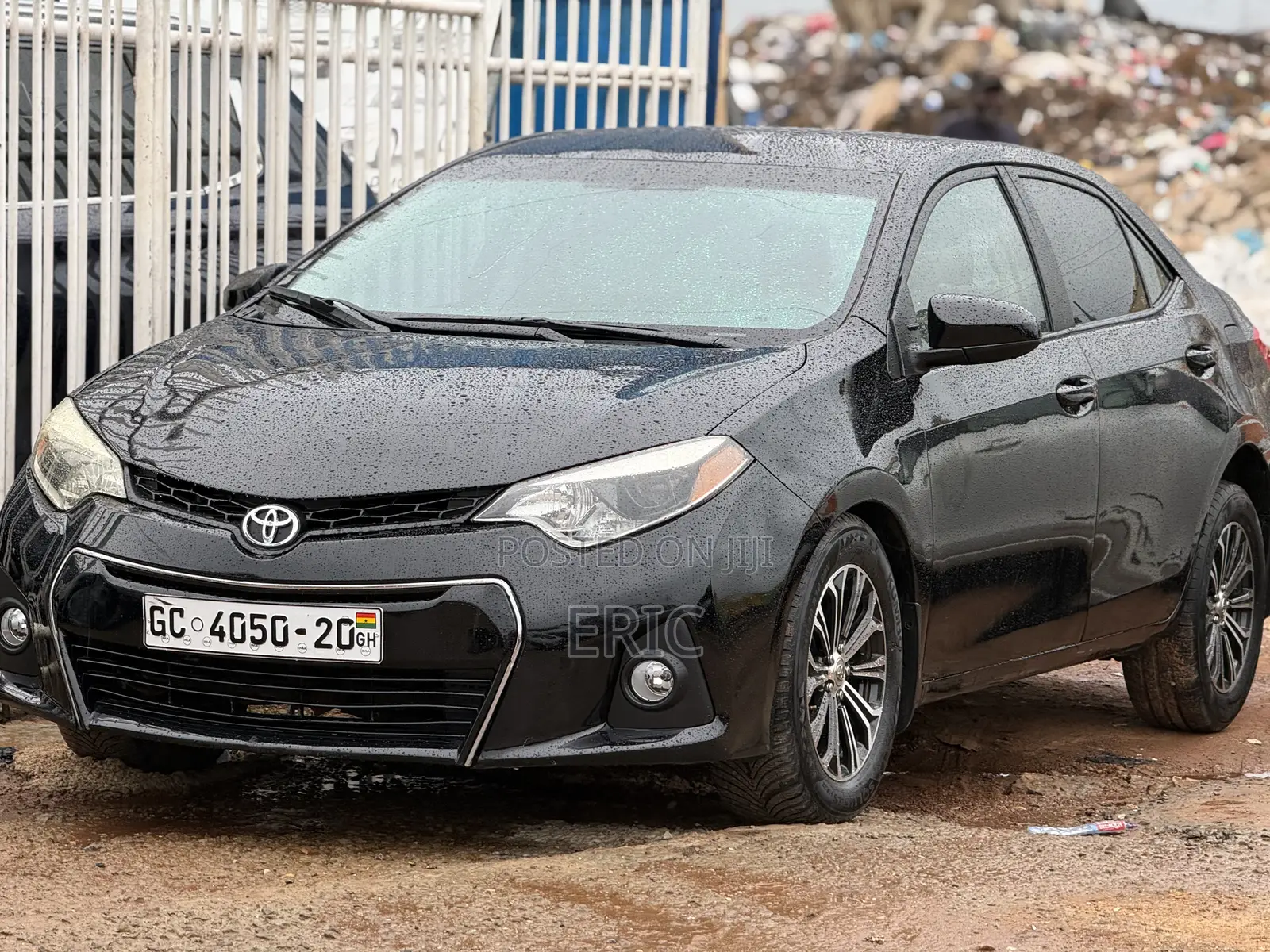 Toyota Corolla LE 4dr Sedan (1.8L 4cyl CVT) 2016 Black