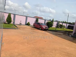 3bdrm House in Dki Properties, Amrahia for sale