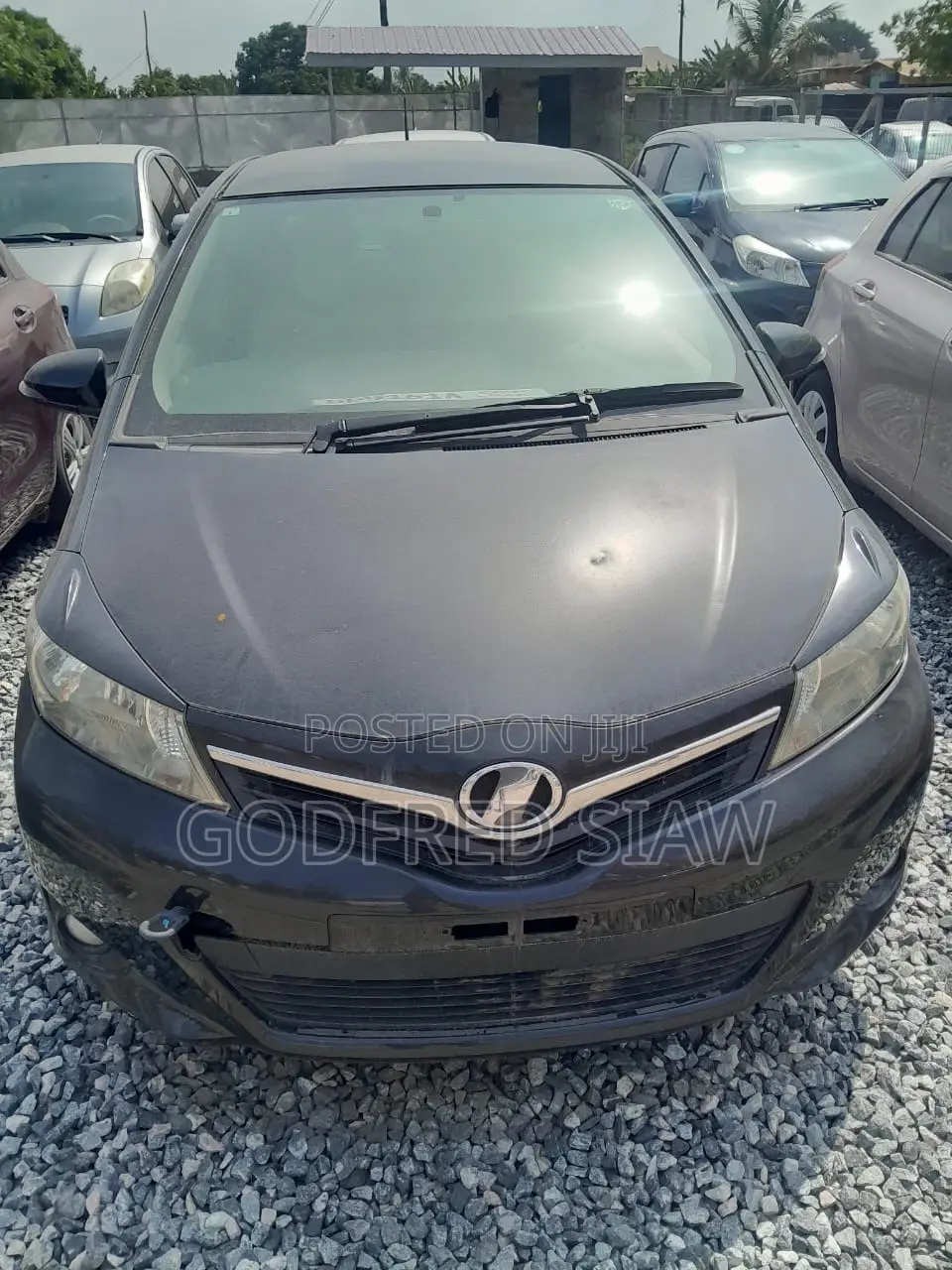 Toyota Vitz 2013 Black