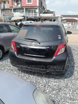Toyota Vitz 2013 Black