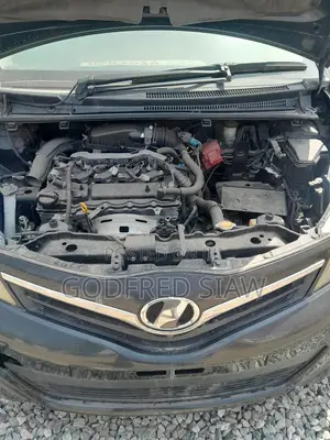 Toyota Vitz 2013 Black