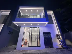 4bdrm Townhouse / Terrace in Dzorwulu for rent