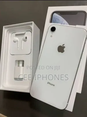 Apple iPhone XR 64 GB White