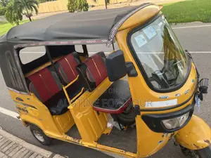 TVS King Deluxe Plus iTouch Start 2023 Yellow
