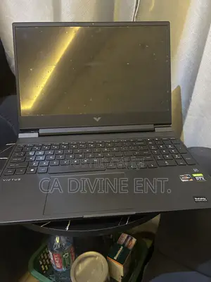 Laptop HP Victus 15 16GB AMD Ryzen 7 SSD 1T